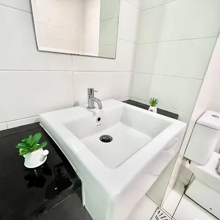 F 1-5 Pax 3Bed Cozy Home Studio Trefoil Setia Alam Wifi & Tv Shah Alam Exterior photo