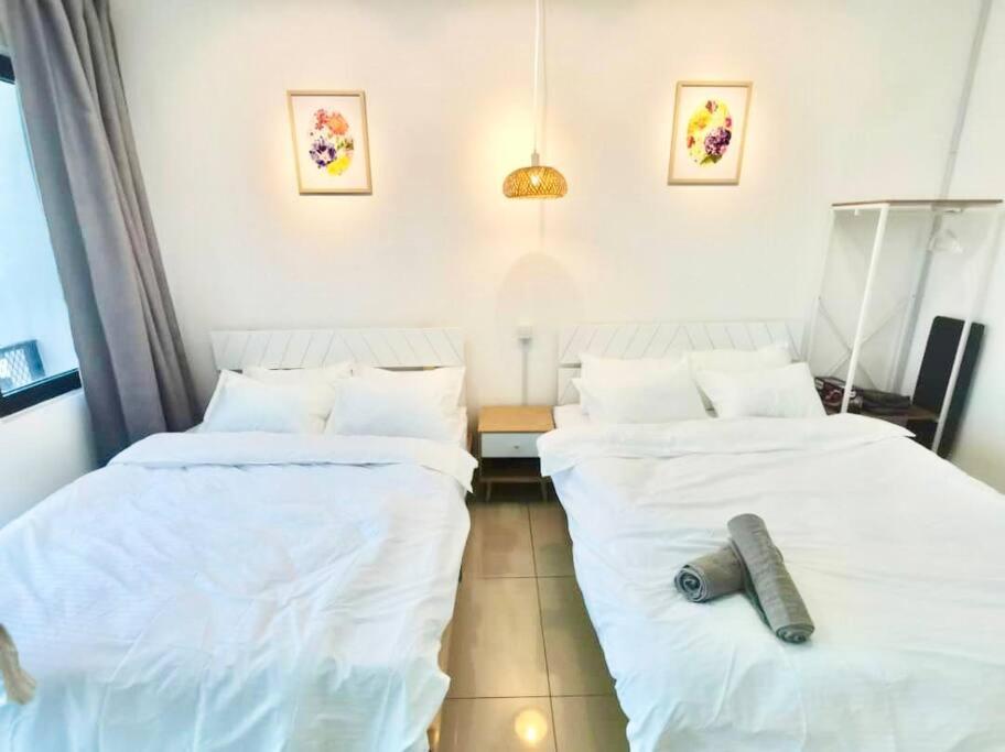 F 1-5 Pax 3bed Cozy Trefoil Setia Alam Wifi & Tv Apartment