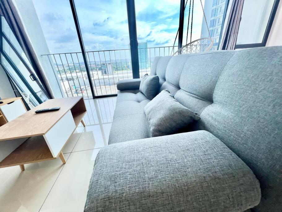 F 1-5 Pax 3bed Cozy Trefoil Setia Alam Wifi & Tv *